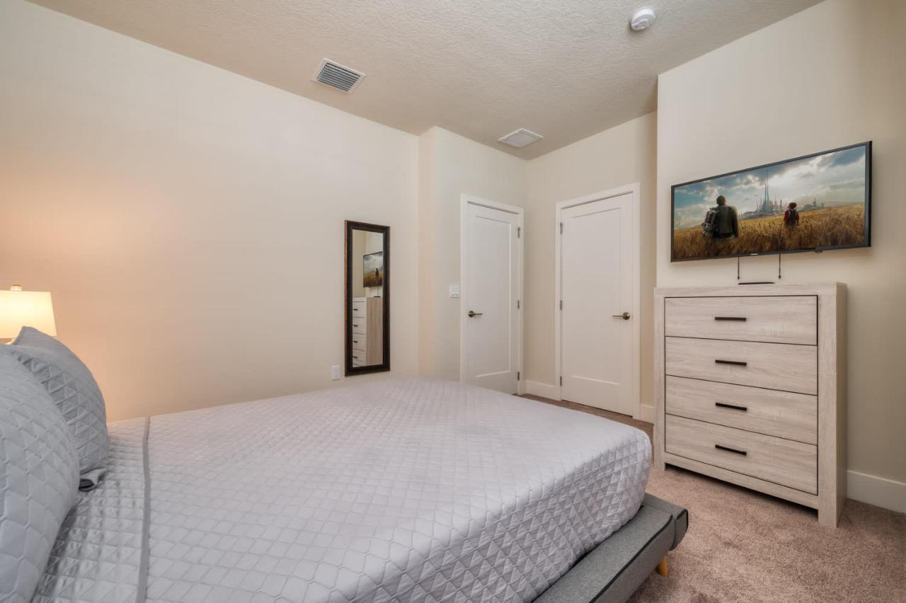 Pleasant Townhome With Private Pool Near Disney Four Corners المظهر الخارجي الصورة